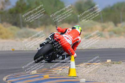 media/Sep-25-2023-Moto Forza (Mon) [[81ffa65e0a]]/B-C Group/Session 4 (Turn 2 Backside)/